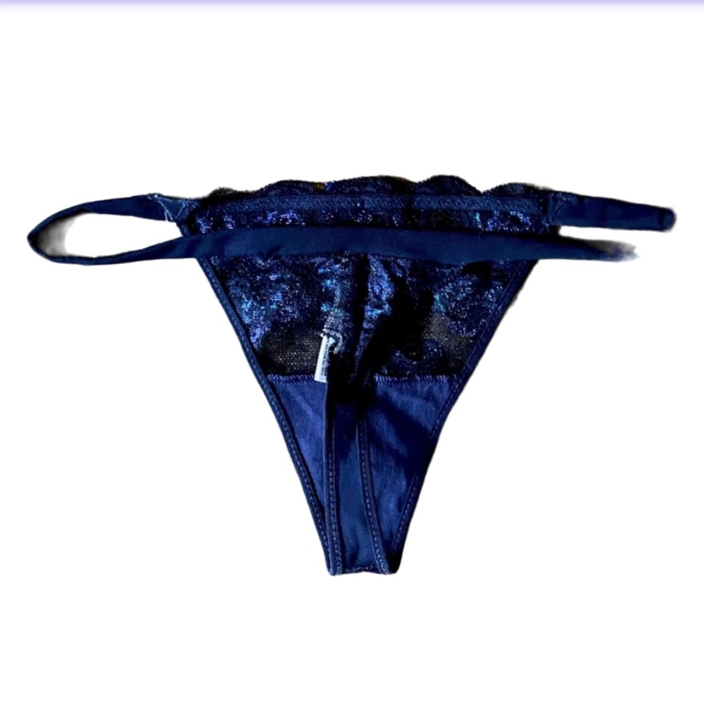 Bundle: 3 Pair LE MYSTYRE Thong Underwear, NEW, Small